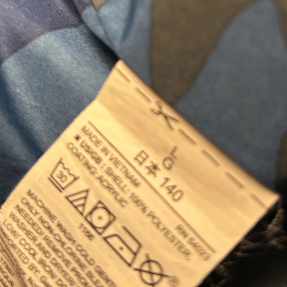 GAP stylish raincoat